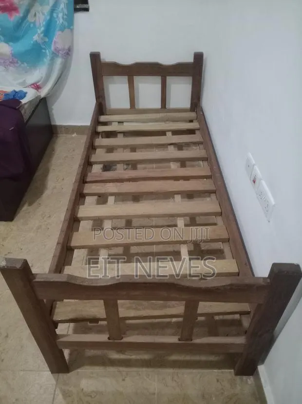 Single Bed Frame · Photo 1