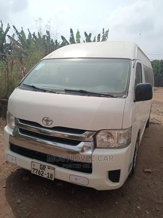 Bus for Rent - Car for Rent in Ghana - Toyota Hiace Bus · Photo 1