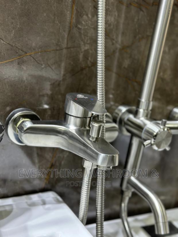 Antirust Telephone Shower Mixer · Photo 1