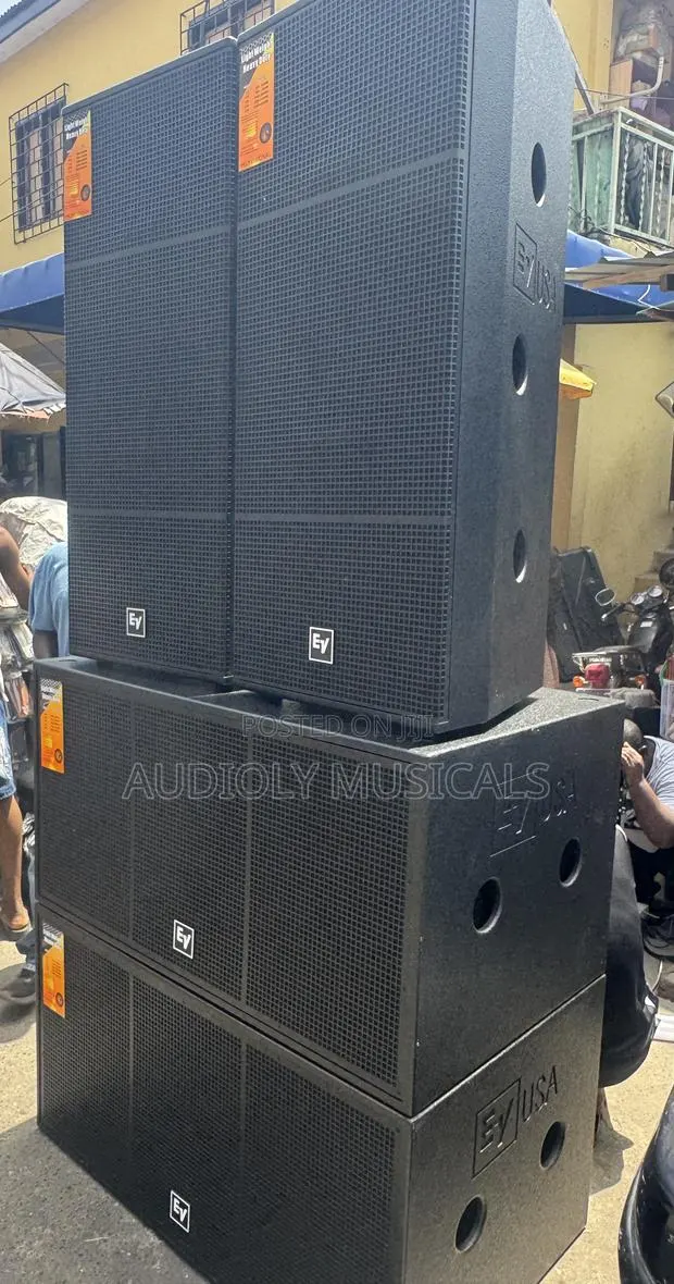 Full Set of Sound System ( Ev Speakers and Full Rack) · Photo 1
