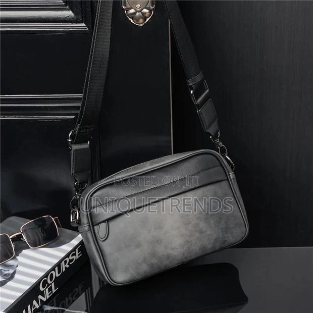 Original Leather Side Bags · Photo 1