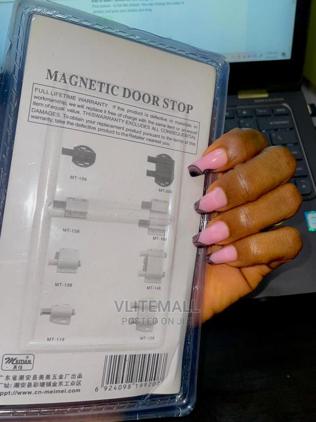 Glass Door Double Head Magnetic Catch · Photo 4