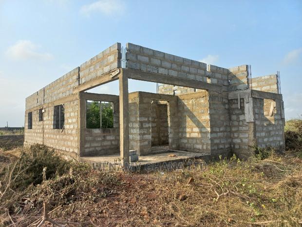 2 Bedroom Uncompleted House For Sale · Photo 1