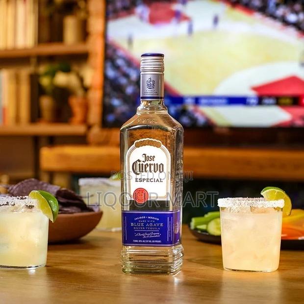 Jose Cuervo Blue Agave Silver Tequila 75ml · Photo 3
