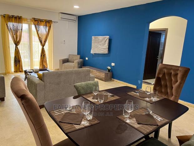 Furnished 10bdrm Block of Flats in West Land Blv, Accra Metropolitan · Photo 4