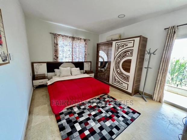 Furnished 10bdrm Block of Flats in West Land Blv, Accra Metropolitan