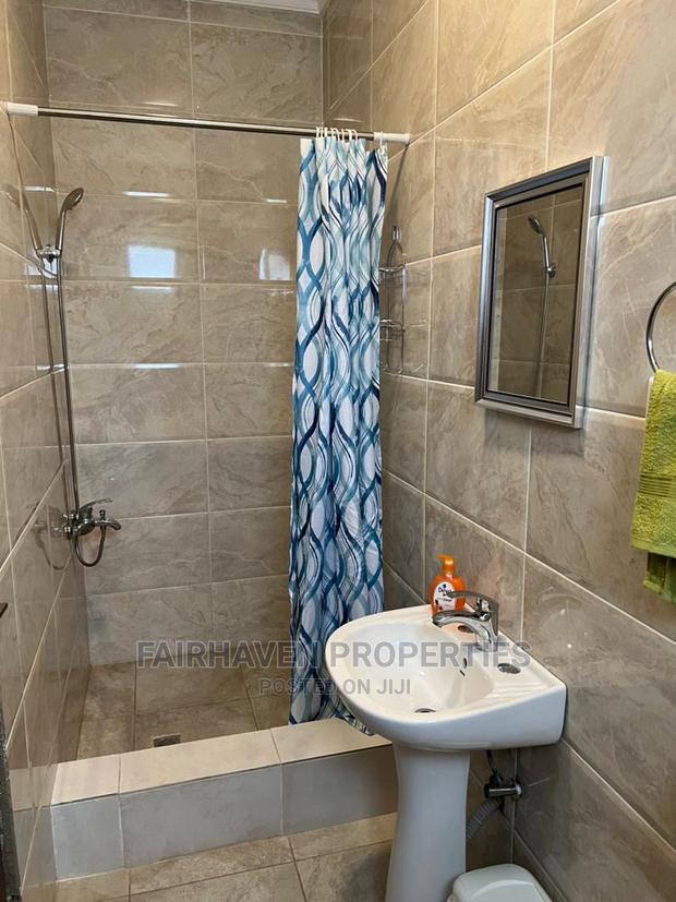 Furnished 10bdrm Block of Flats in West Land Blv, Accra Metropolitan · Photo 6