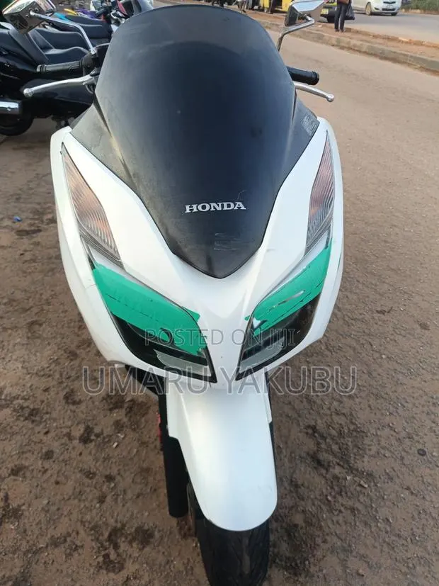 Honda Forza 2026 White · Photo 1