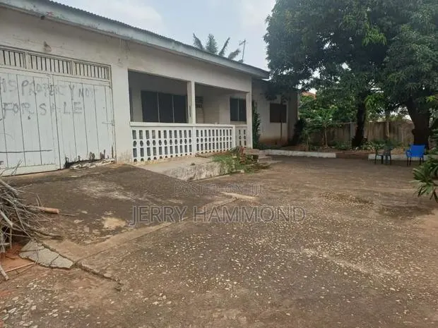4bdrm House in Achimota Petroleum for sale · Photo 1