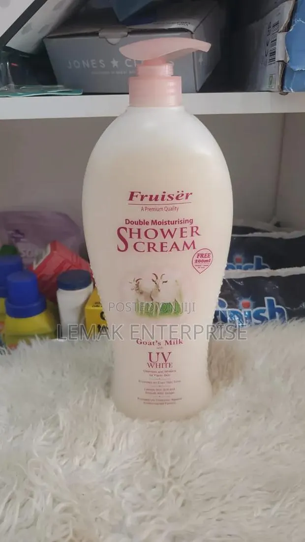 Original Fruiser Double Moisturising Shower Cream Goat Milk UV White. · Photo 1