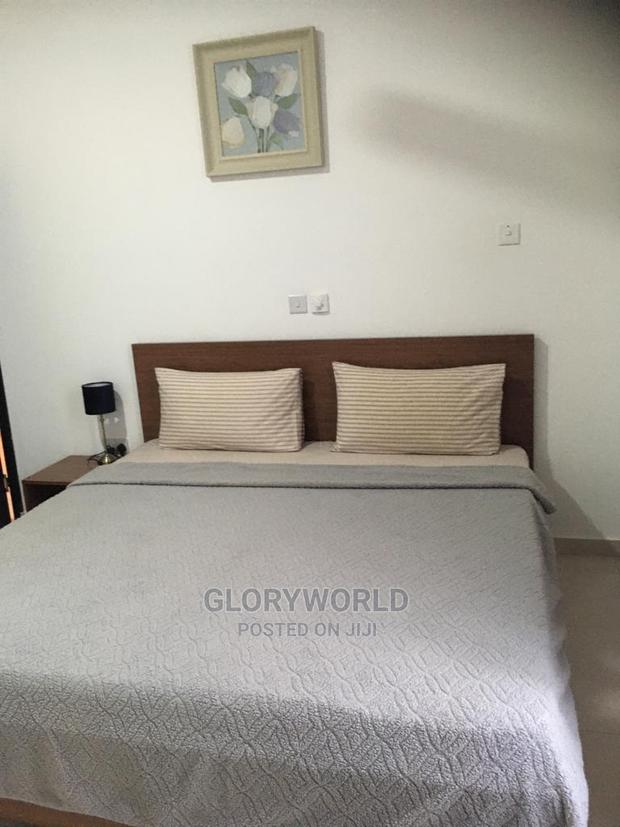 Exhilarating Furnished 2 Bed at Spintex · Photo 5