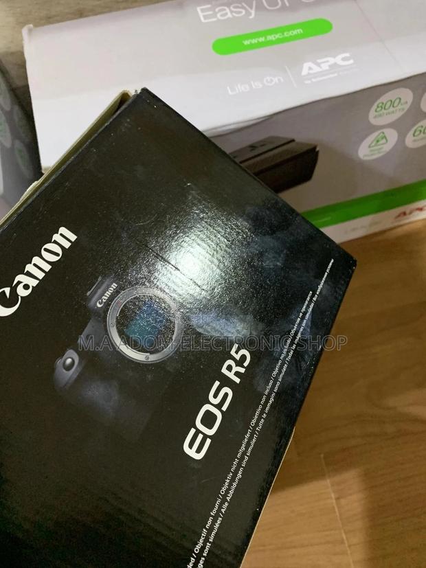 Canon Eos R5 UHD Bluetooth Wi-Fi Mirrorless Display Camer · Photo 1