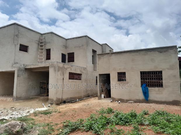 7bdrm House in Appiadu Apimso, Kumasi Metropolitan for sale · Photo 5