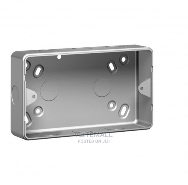 Surface Mounting Box Synergy - Metal - 3 X 6 · Photo 1