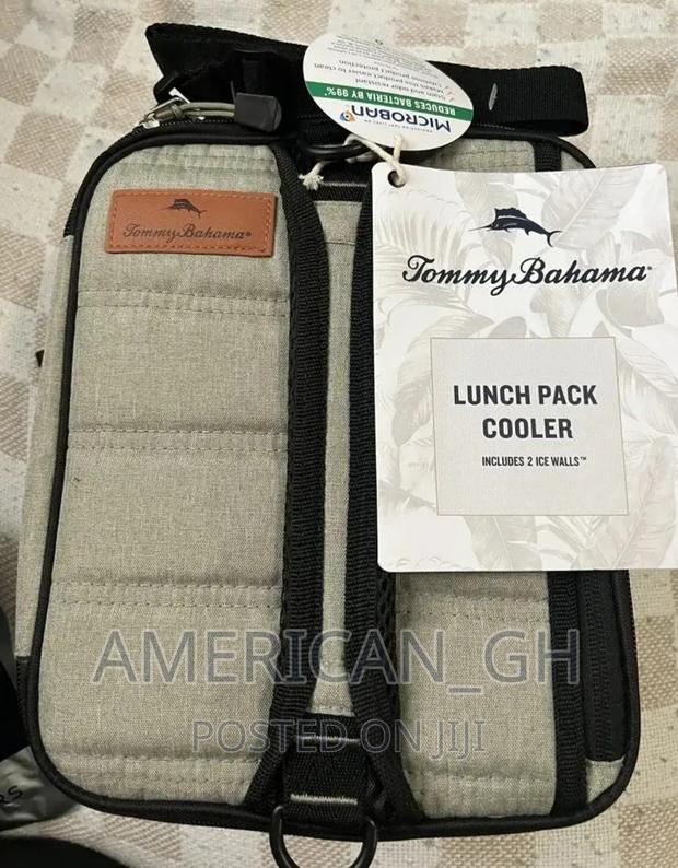 TOMMY BAHAMA Expandable Lunch Bags · Photo 2