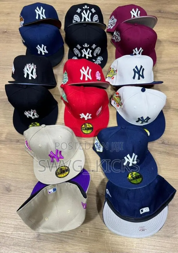 Authentic Newera Fitted Caps · Photo 1