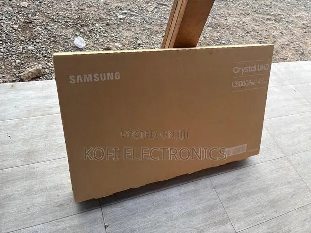 Samsung Crystal Uhd Smart Tv Stunning Clarity Modern Design · Photo 1