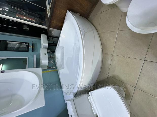 Bathtub-Corner Bathtub With Panel_corner Bath_panel Bath · Photo 3