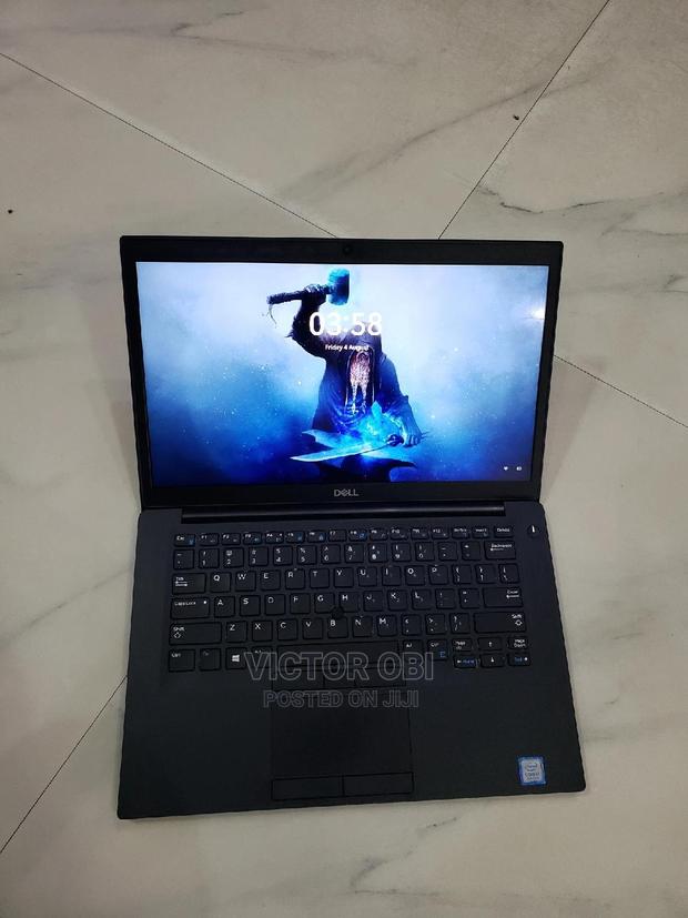 Laptop Dell Latitude 7390 8GB Intel Core I7 SSD 256GB · Photo 2