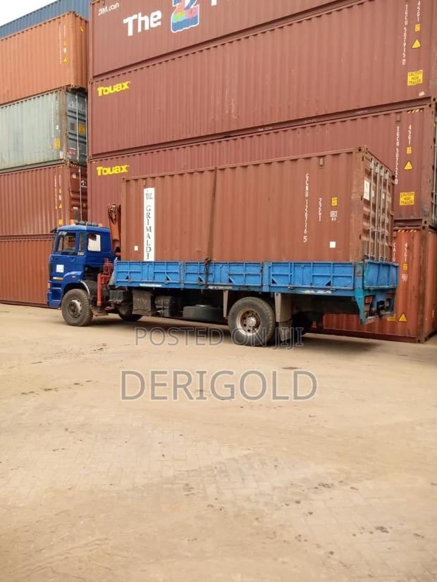 Standard 40ft Containers · Photo 4