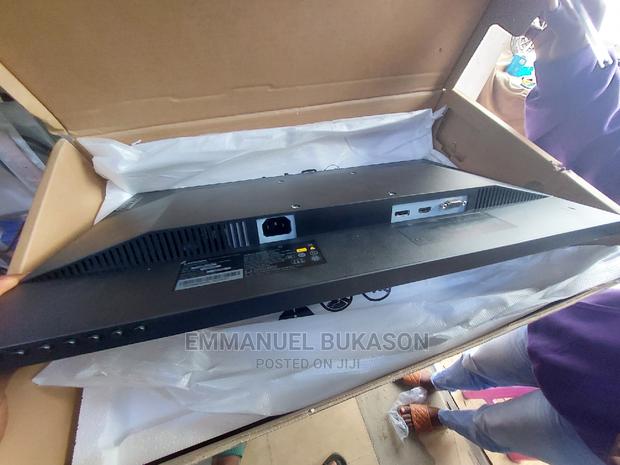 24inches Monitor · Photo 3