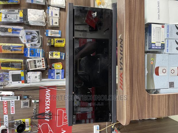 4U Cabinet 600×450mm · Photo 2