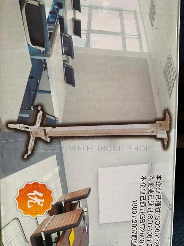 Perfect Projector Mount · Photo 1