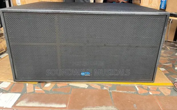 RCF -Tt+ Bass Speaker (Wood) · Photo 1