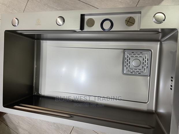 Luxury Cabinet Sink - Waterfall Sink - Grey Kitchen Sink · Photo 3