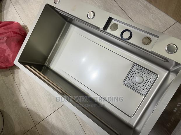 Luxury Cabinet Sink - Waterfall Sink - Grey Kitchen Sink · Photo 6