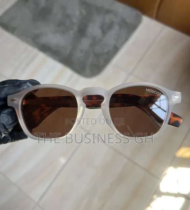 Moscot Sunglasses · Photo 1