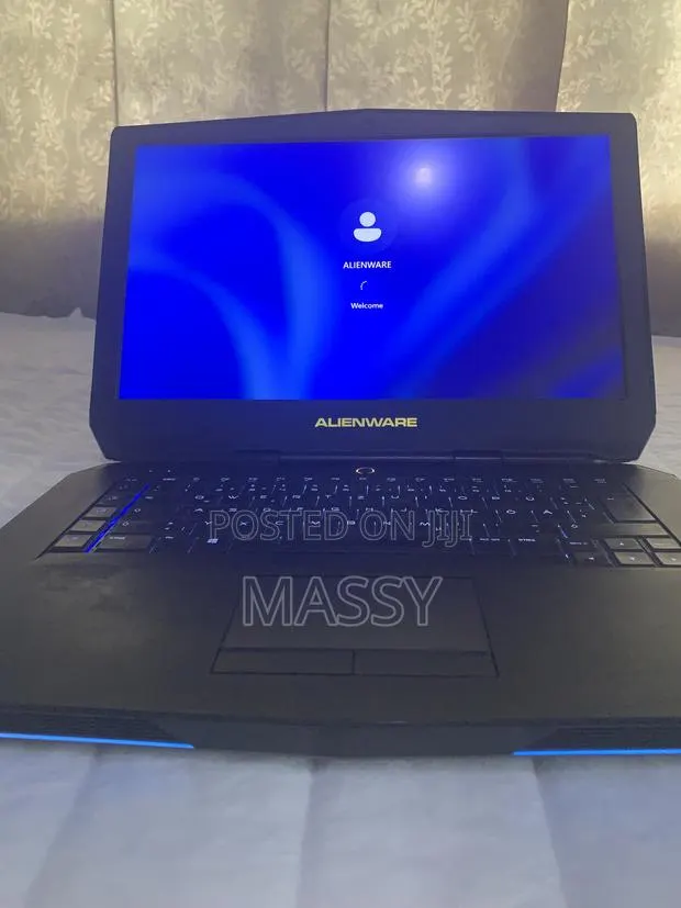 Laptop Alienware 13 R3 16GB Intel Core i7 HDD+SSD 1T · Photo 1