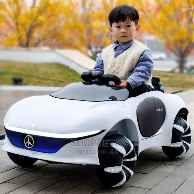 Kids Self Drive Car With Remote · Photo 1