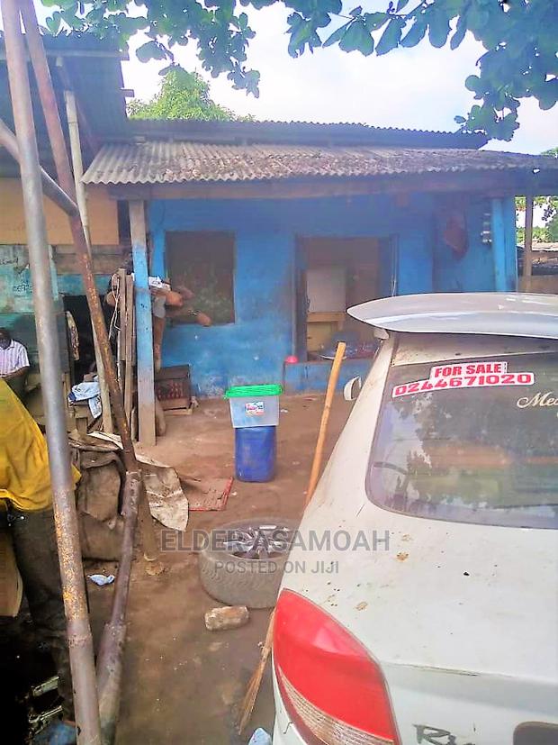 Shop for Sale at Odorna · Photo 1