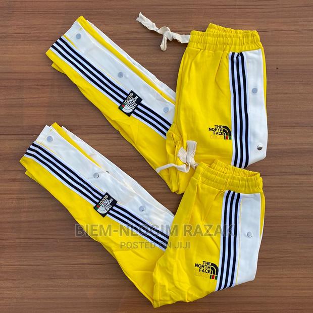 Original North Face Gucci Free Leg Joggers Available in Stoc · Photo 2