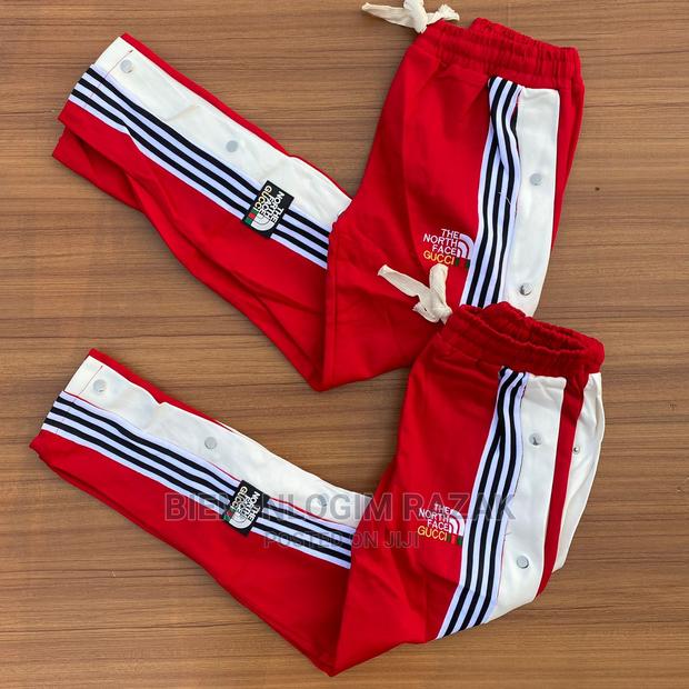 Original North Face Gucci Free Leg Joggers Available in Stoc · Photo 5
