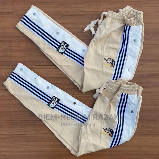 Original North Face Gucci Free Leg Joggers Available in Stoc · Photo 3