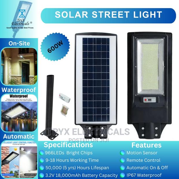 600W Solar Street Light · Photo 1