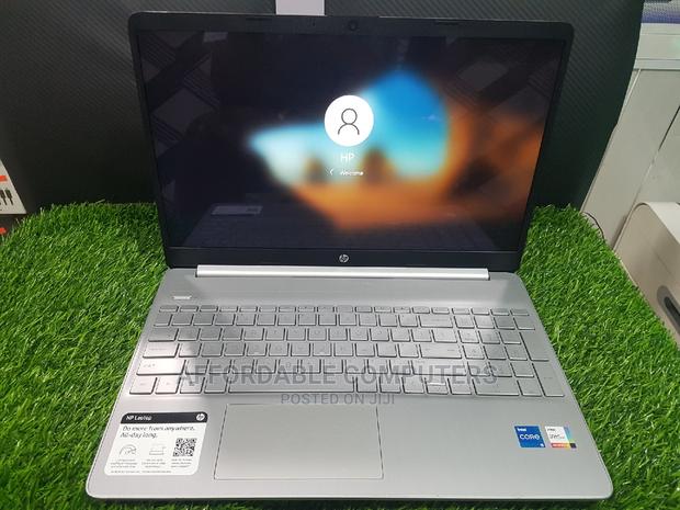 New Laptop HP 15 8GB Intel Core I5 SSD 512GB · Photo 1
