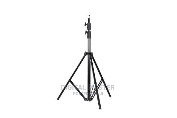 D-280 2.8M Light Stand · Photo 1