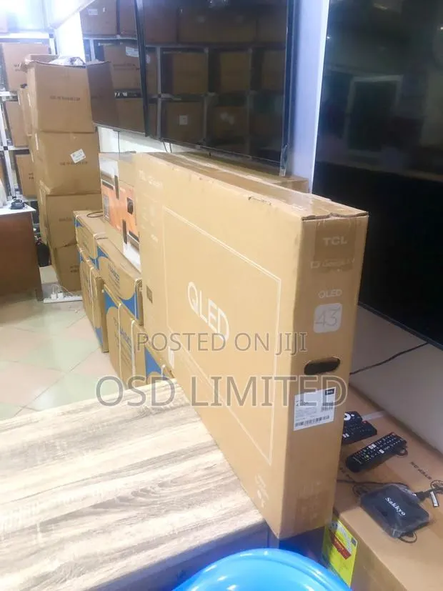 Experience Quantum Color on the TCL 43s5k Tv · Photo 1