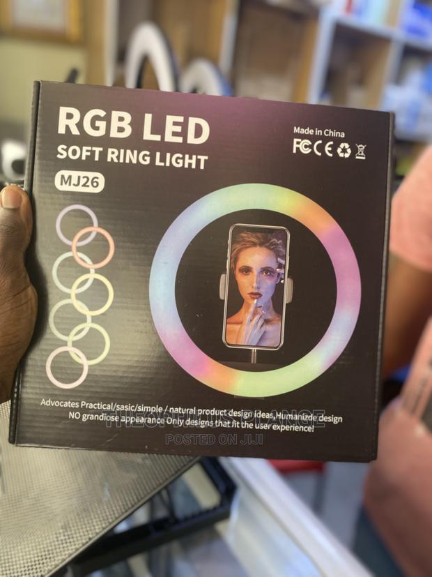 10 Inches RGB Ring Light for Photos and Videos · Photo 2