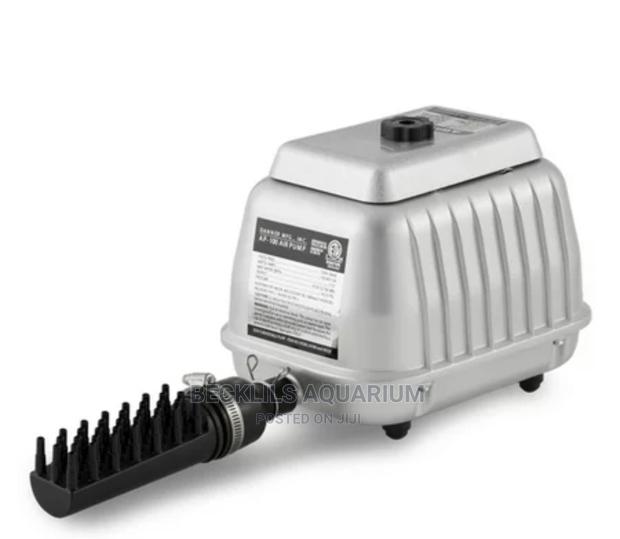 14 Outlet Air-Pumps for Ponds · Photo 1