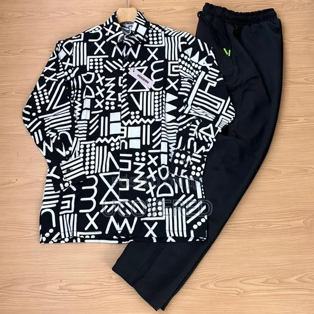High Quality Top and Down Outfit · Photo 1