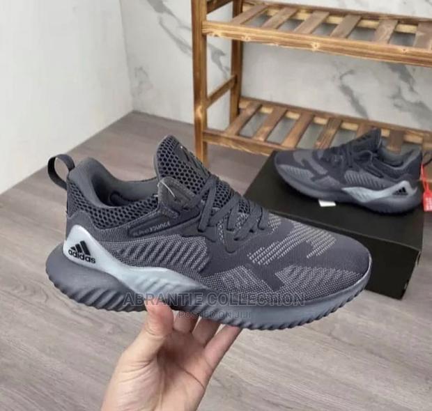 Adidas Alphabounce · Photo 1