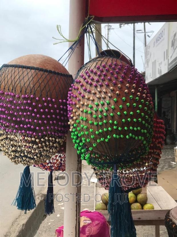 Neck Maracas Available for Sale · Photo 2