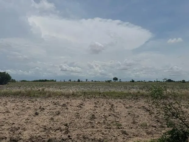 Land and Properties · Photo 1