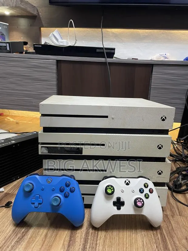 Xbox and Ps4 Console Games · Photo 1