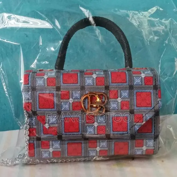 Ladies Fashion Hand Bag · Photo 1