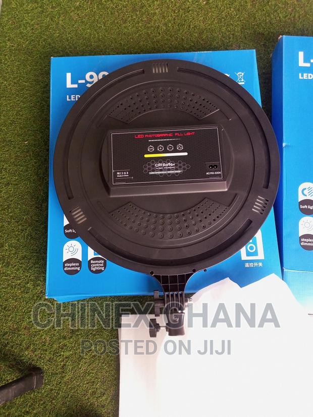 Ring Light L-999 · Photo 3